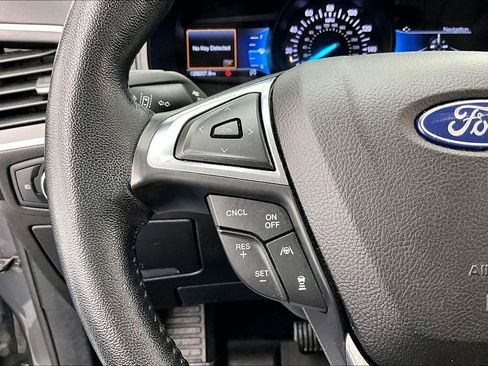 Certified 2022 Ford Edge SEL w/ Sport Appearance Package AWD/4WD image 18
