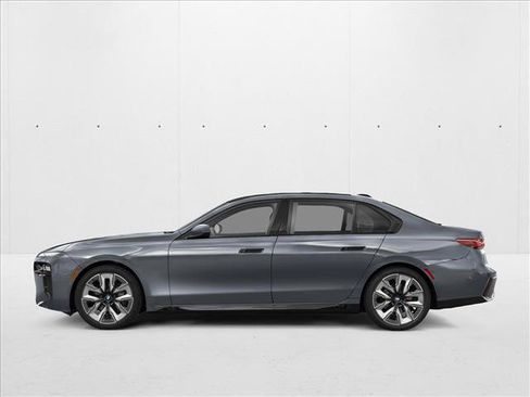 New 2026 BMW 740i w/ Executive Package RWD image 3