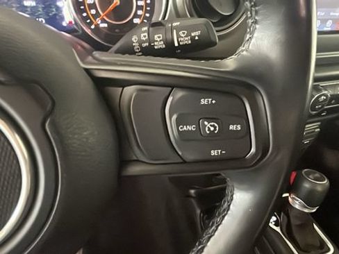 Used 2022 Jeep Wrangler Unlimited Sport AWD/4WD image 16