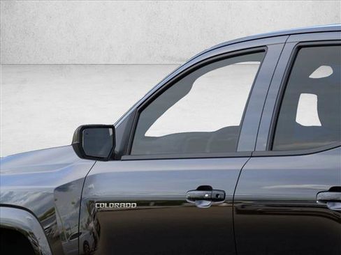 New 2026 Chevrolet Colorado LT RWD image 12