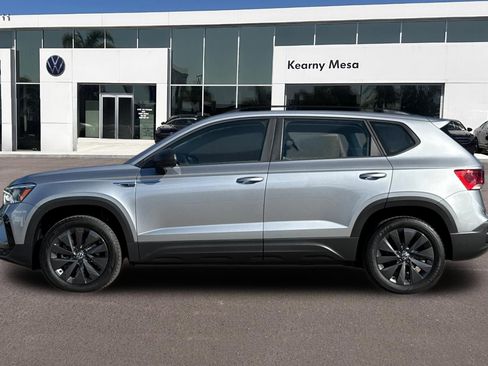 Used 2023 Volkswagen Taos S image 7