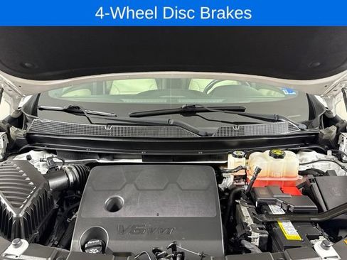 Used 2023 Chevrolet Traverse LT w/ LT Premium Package AWD/4WD image 27