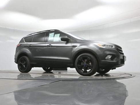 Certified 2018 Ford Escape SEL image 48