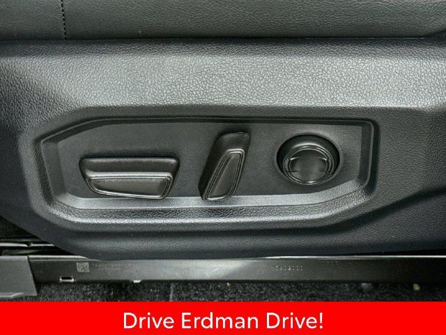 Used 2024 Toyota Tundra Limited w/ Power Package AWD/4WD image 12