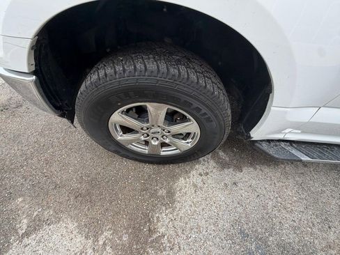 Used 2019 Ford F150 XLT w/ Equipment Group 302A Luxury AWD/4WD image 8