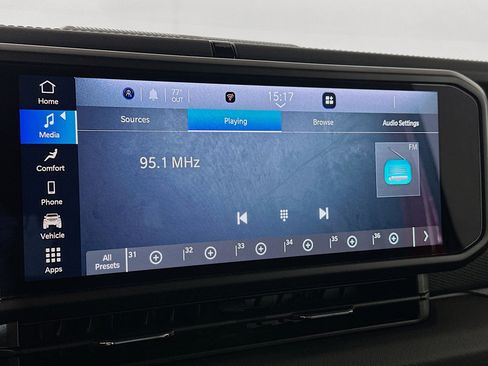 Used 2025 Jeep Wrangler Unlimited Rubicon image 14