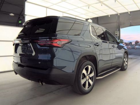 Used 2023 Chevrolet Traverse LT w/ LT Premium Package AWD/4WD image 6
