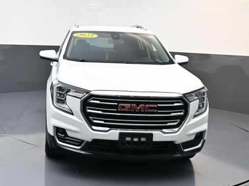 Used 2023 GMC Terrain SLT image 8