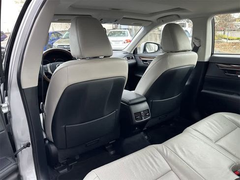 Used 2014 Lexus ES 350 w/ Luxury Package image 12