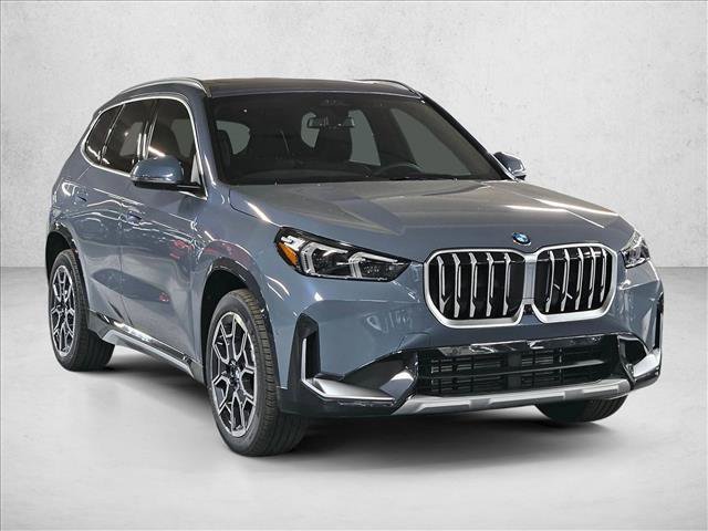 Used 2026 BMW X1 xDrive28i w/ Technology Package AWD/4WD image 3
