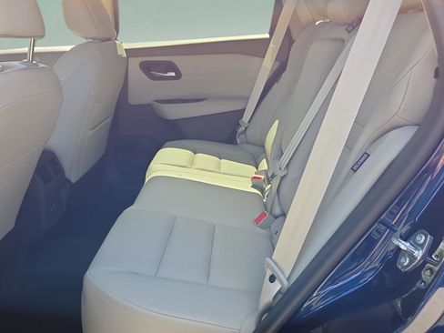New 2026 Nissan Rogue SV FWD image 10