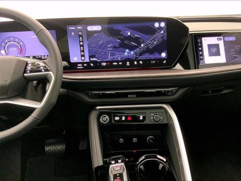New 2026 Audi Q5 Premium Plus AWD/4WD image 8