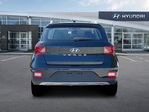 New 2026 Hyundai Venue SEL FWD image 6