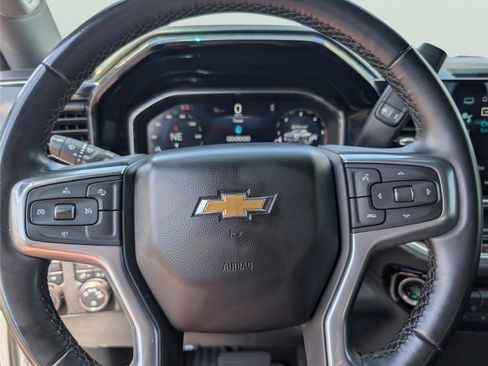 Used 2024 Chevrolet Silverado 2500 LT AWD/4WD image 28