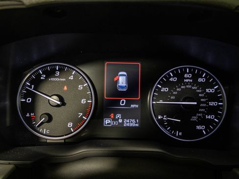 Used 2026 Subaru Crosstrek 2.5i Premium AWD/4WD image 33