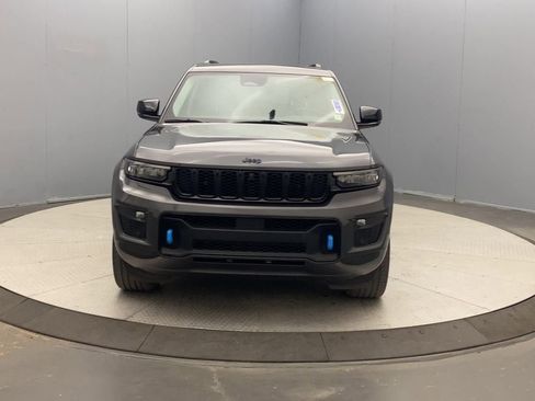 Used 2023 Jeep Grand Cherokee 30th Anniversary AWD/4WD image 8