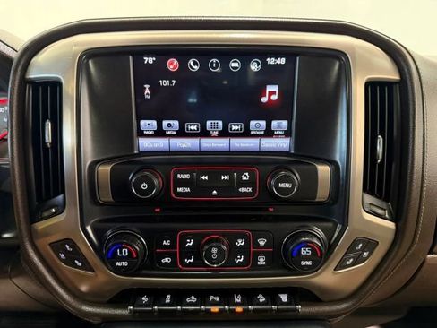 Used 2016 GMC Sierra 2500 Denali w/ Duramax Plus Package AWD/4WD image 23