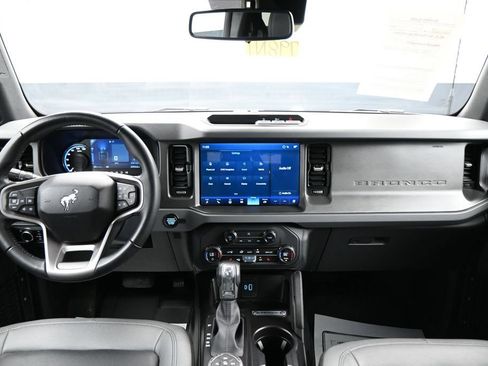 Used 2024 Ford Bronco Big Bend AWD/4WD image 13