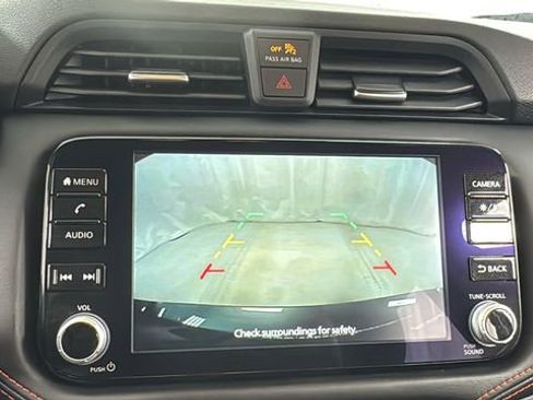 Used 2025 Nissan Versa SR image 23