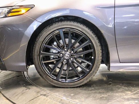 Used 2023 Toyota Camry XSE FWD image 9