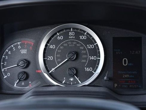 Used 2022 Toyota Corolla LE image 10