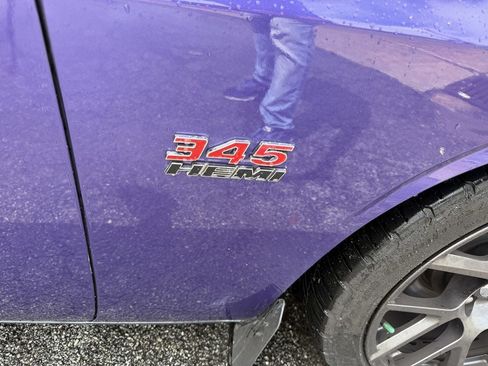 Used 2016 Dodge Challenger R/T RWD image 6