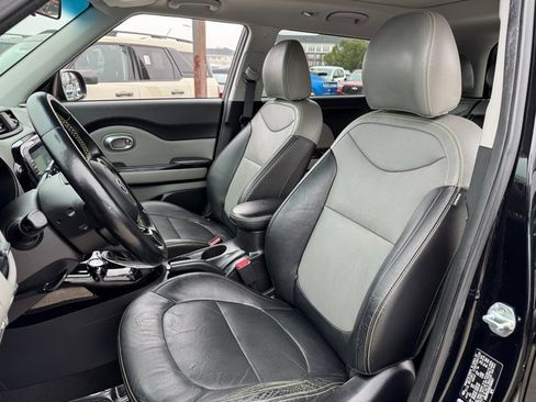 Used 2016 Kia Soul + w/ Primo Package image 14