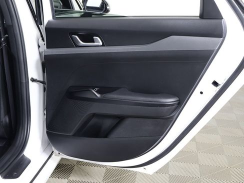 Used 2023 Kia K5 GT-Line image 27