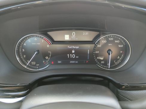 Used 2025 Cadillac XT5 Premium Luxury FWD image 37