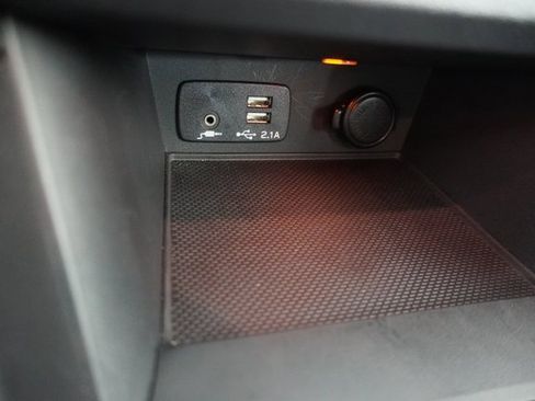 Used 2023 Subaru Crosstrek 2.5i Limited w/ Moonroof Package image 30