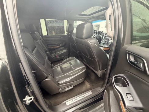 Used 2015 Chevrolet Suburban LTZ AWD/4WD image 30