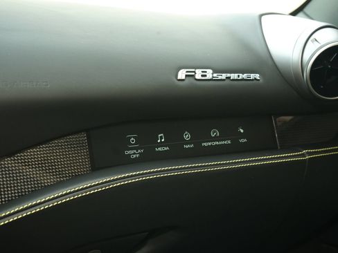Used 2021 Ferrari F8 Tributo RWD image 19