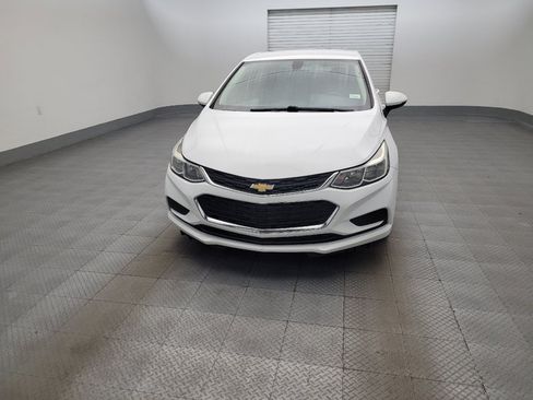 Used 2018 Chevrolet Cruze LS FWD image 15
