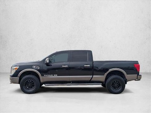Used 2017 Nissan Titan Platinum Reserve AWD/4WD image 9
