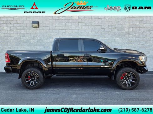 Used 2022 RAM 1500 Laramie AWD/4WD image 6