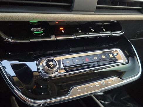 New 2025 Lincoln Corsair Reserve image 14