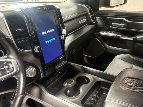 Used 2020 RAM 1500 Laramie AWD/4WD image 36