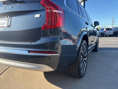 Certified 2022 Volvo XC90 T8 Inscription Expression w/ Climate Package image 9