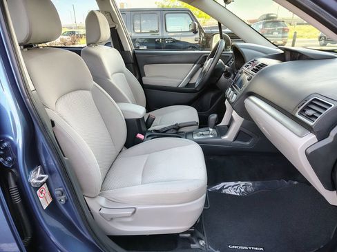 Used 2016 Subaru Forester 2.5i AWD/4WD image 23