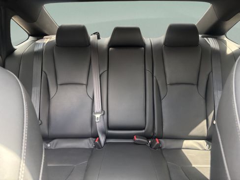 Used 2025 Honda Accord Sport image 27