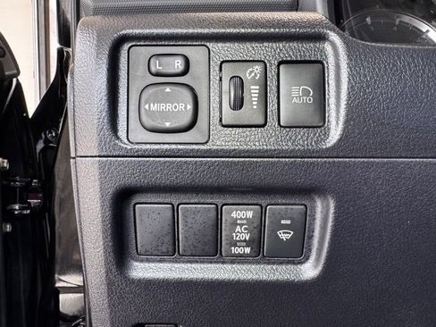 Certified 2024 Toyota 4Runner TRD Off-Road Premium image 24