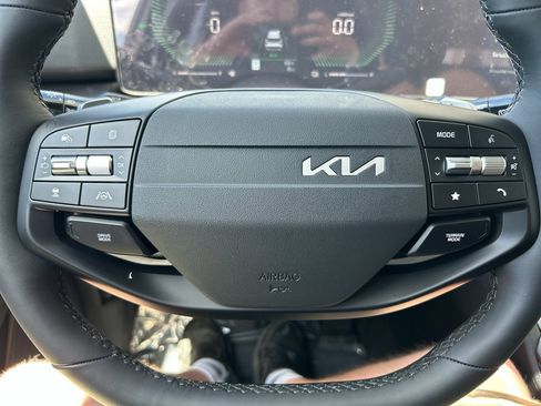 New 2026 Kia Sportage EX AWD/4WD image 24