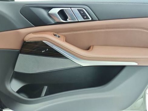 Used 2026 BMW X5 xDrive40i image 24