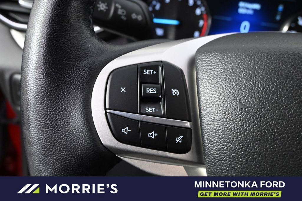 Used 2023 Ford Explorer XLT w/ Equipment Group 202A AWD/4WD image 34