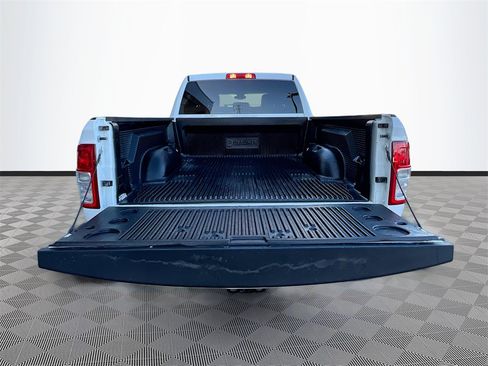 Used 2024 RAM 2500 Big Horn image 24