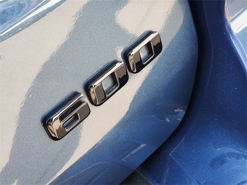 Used 2026 Cadillac Escalade Platinum Sport w/ LPO, ONYX Package image 7