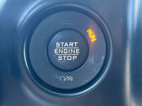 Used 2021 Jeep Wrangler Unlimited Sport image 25