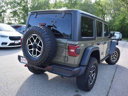 Used 2026 Jeep Wrangler Unlimited Rubicon AWD/4WD image 8