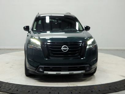 Used 2022 Nissan Pathfinder SL w/ SL Black Package