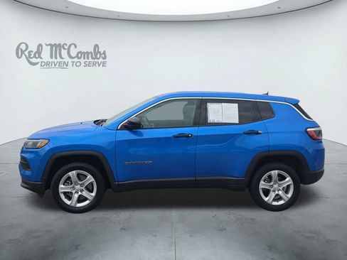 Used 2023 Jeep Compass Sport AWD/4WD image 2